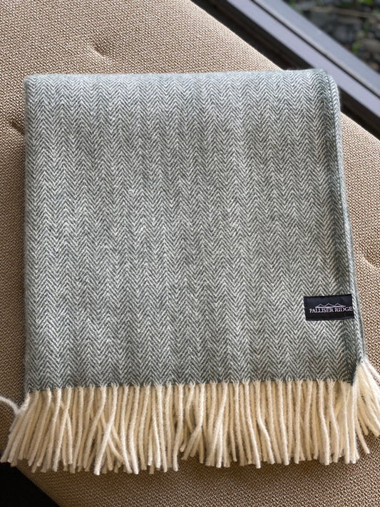 lambswool herringbone blanket grey