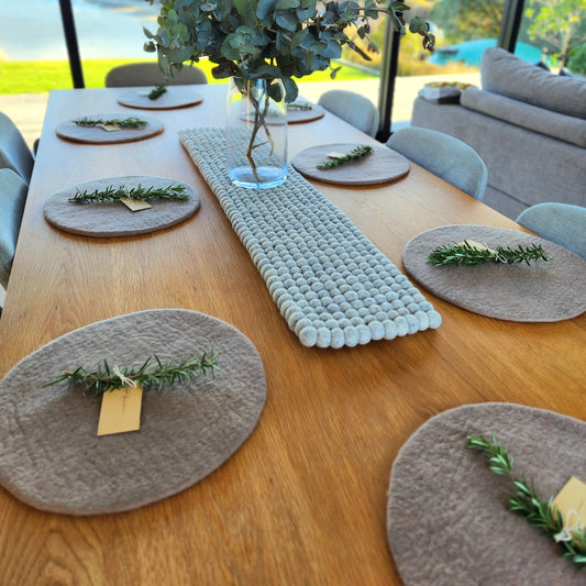 Felt wool table runner in grey marle