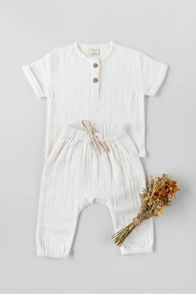 Organic cotton muslin top with wooden buttons and drawstring pant