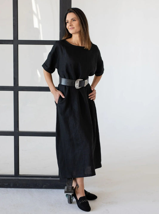lady wearing long black linen dress