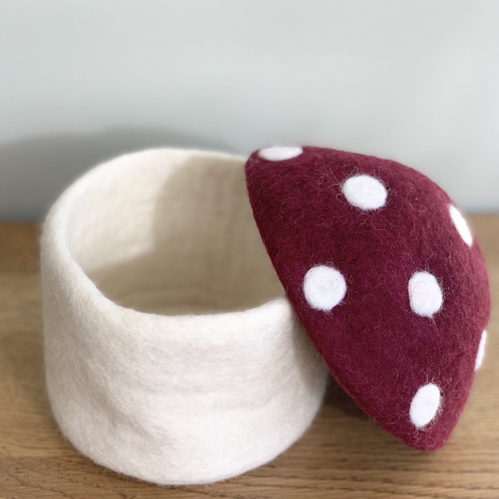 felt trinket box with maroon lid