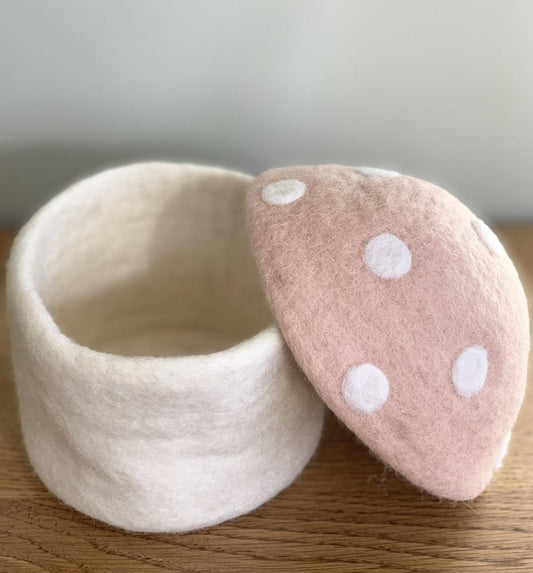 felt trinket box with pale pink lid