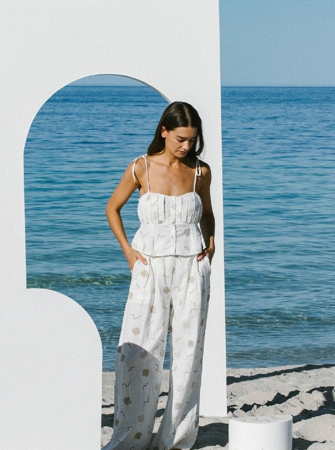 Woman wearing coast linen pant