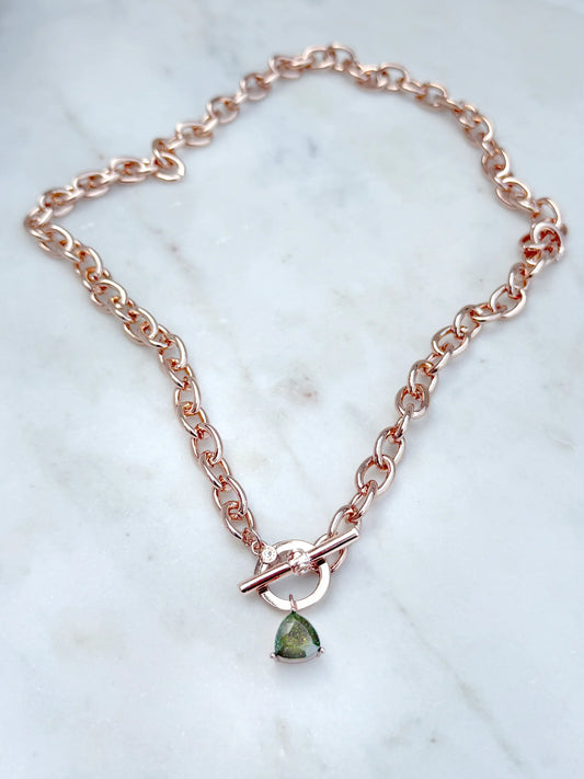 Chunky Chain Necklace with Crystal Pendant XCH-00525