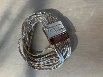 Millo Bracelet Chains & Magnet