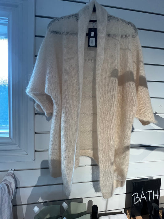 Fine knit beige cardigan
