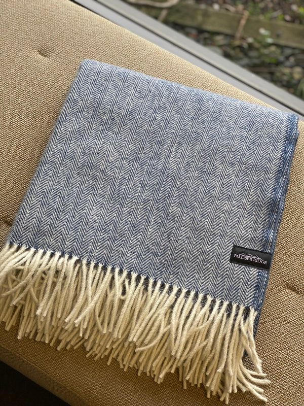 lambswool herringbone blanket navy