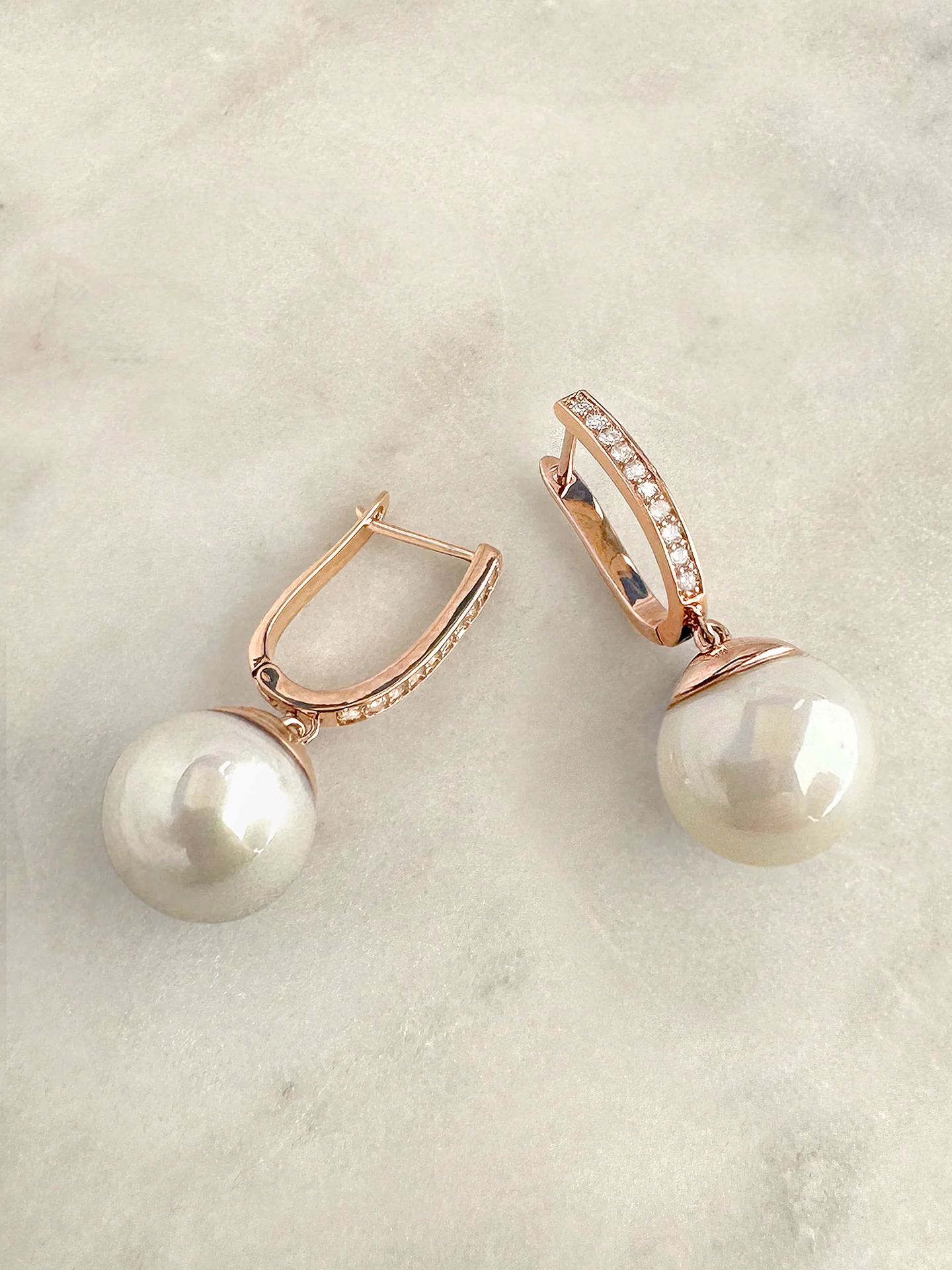 Earrings with Pearl and crystals