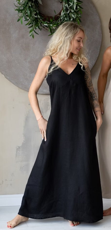 Linen Maxi Dress Romy Black/Black Straps