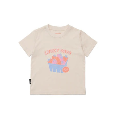 Crywolf Scratch n Smell T-shirt Strawberries