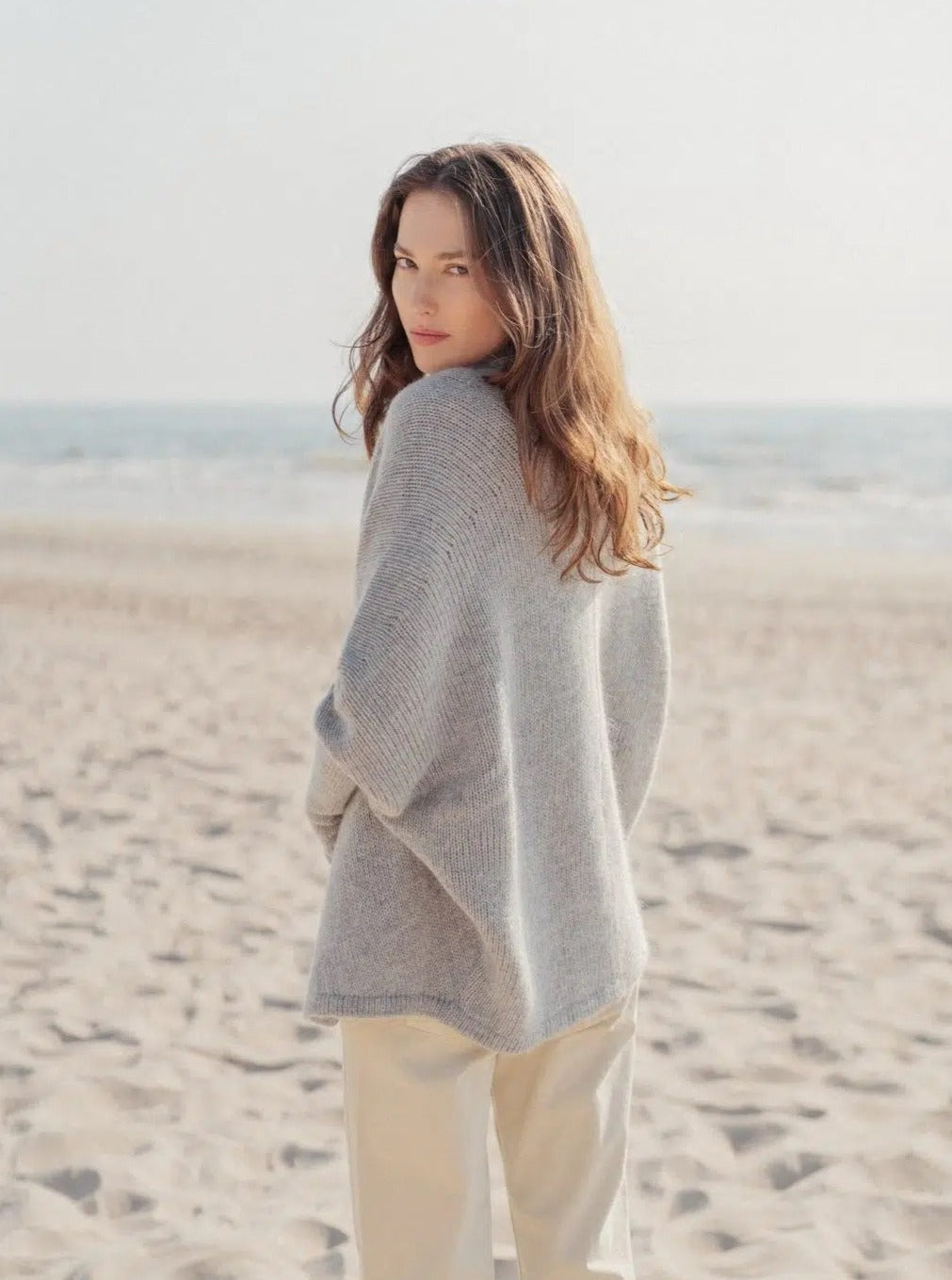 wool poncho light grey side 