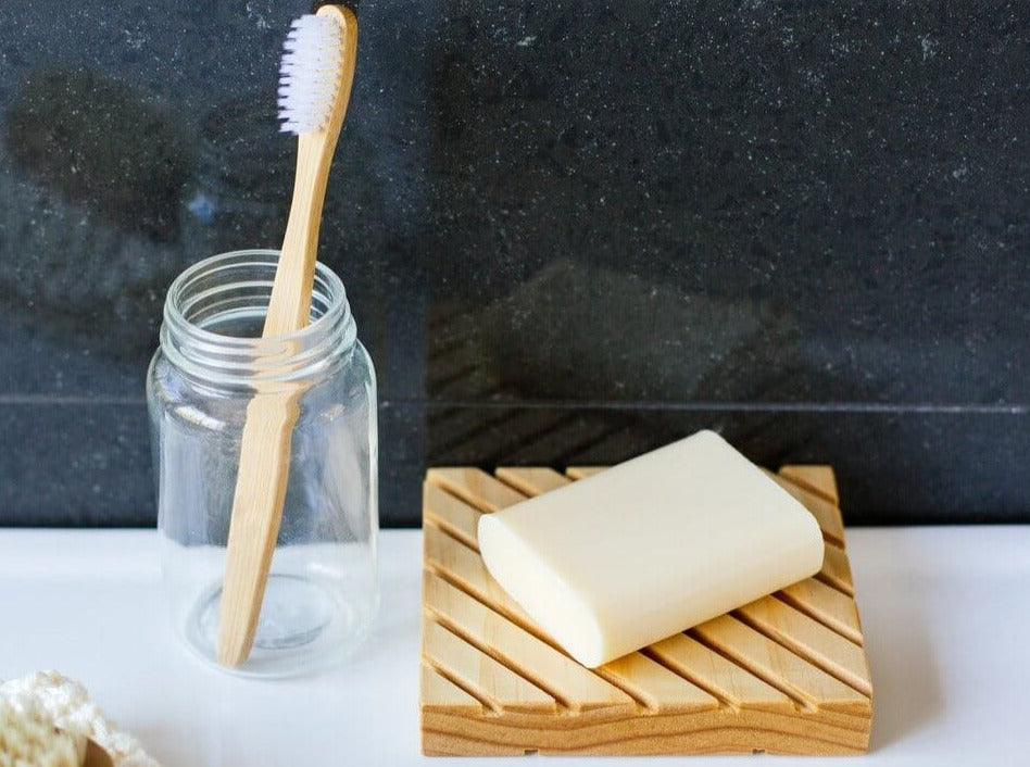 Wooden soap keeper